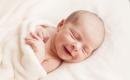 Hvor mange ganger om dagen bør en sunn nyfødt baby bæsj: normer for avføringsfrekvens etter måned